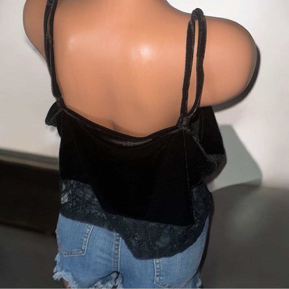 NWT💄Forever 21 Black Velvet & Lace Cami - Black💄 - Picture 3 of 11